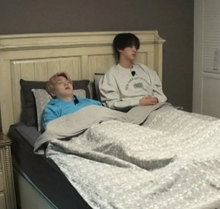 Zzz